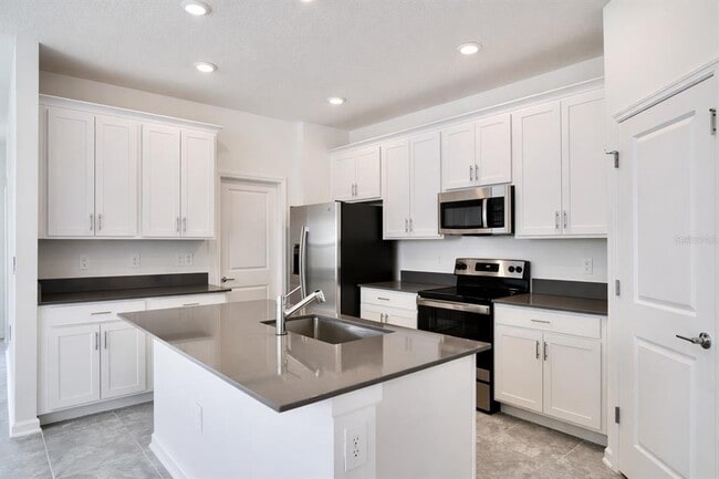 Photo - 136 Aces High Ln