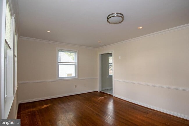 Photo - 6733 Gouthier Rd
