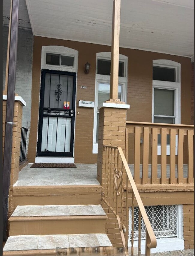 Building Photo - Appleton St Rental