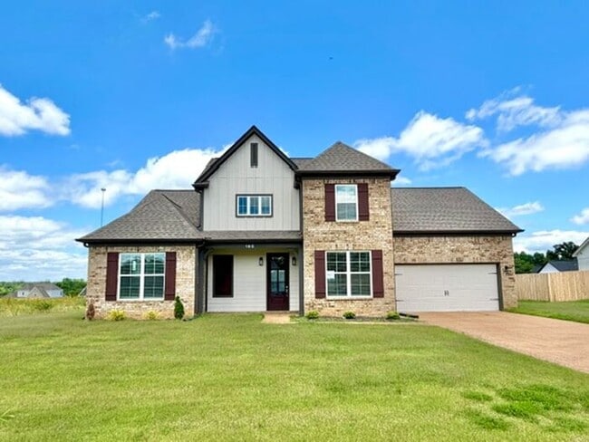 Building Photo - Now Leasing a Brand New 4 bedroom 2.5 bath home in Oakland.