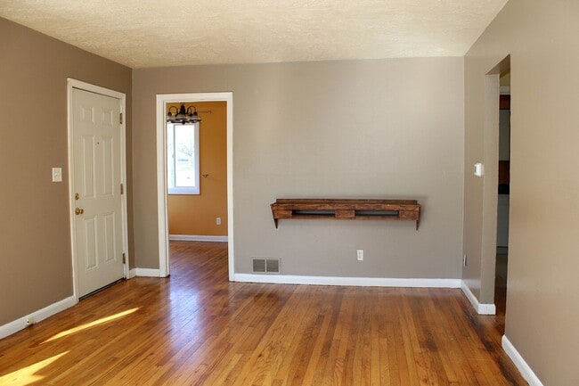 Photo - 4728 SE 92nd Ave