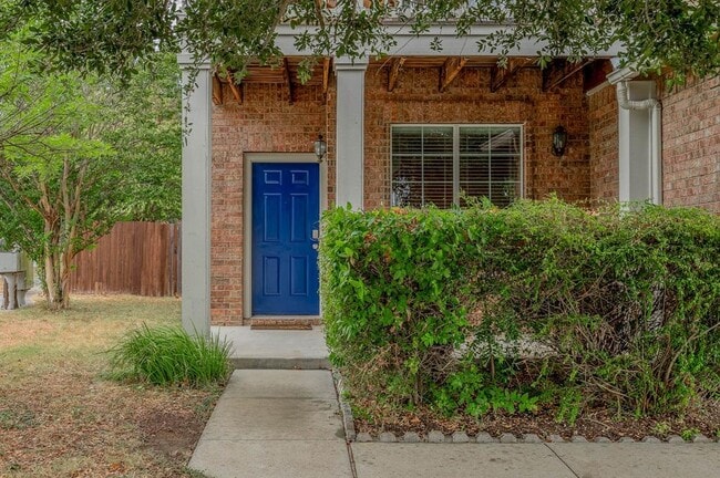 Photo - 1400 Orange Spice Ct