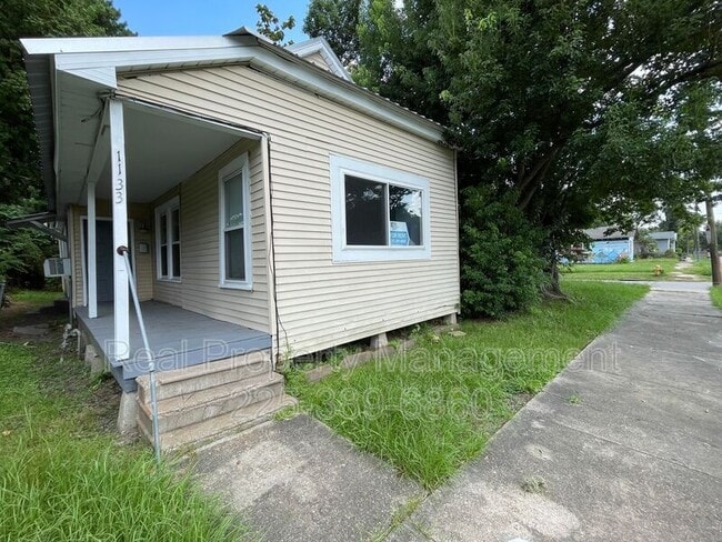 Building Photo - 1133 Maximillian St Rental