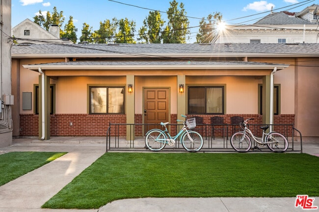 Photo - 2336 Scarff St Unit 2338