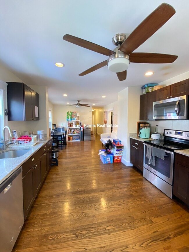 Photo - 117 Burget Ave