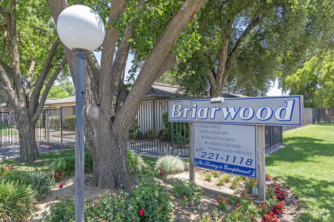 Building Photo - Briarwood Apartments