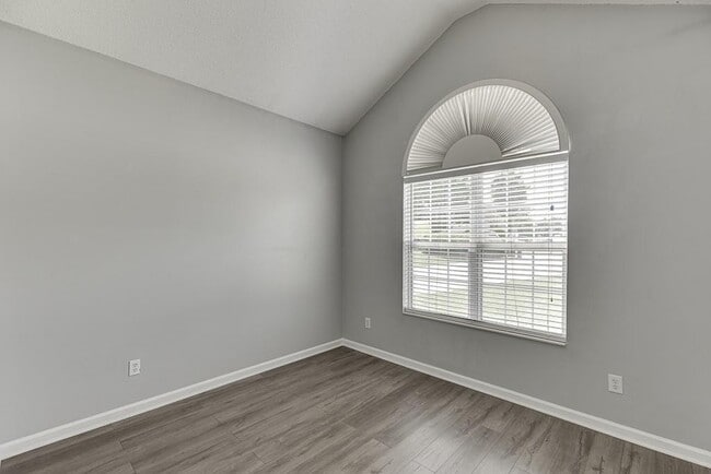 Photo - 2464 Laurelfield Dr