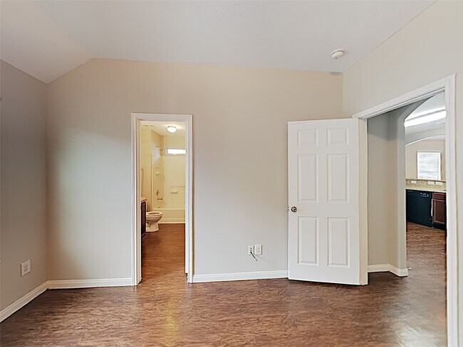 Photo - 21427 Wilona Way