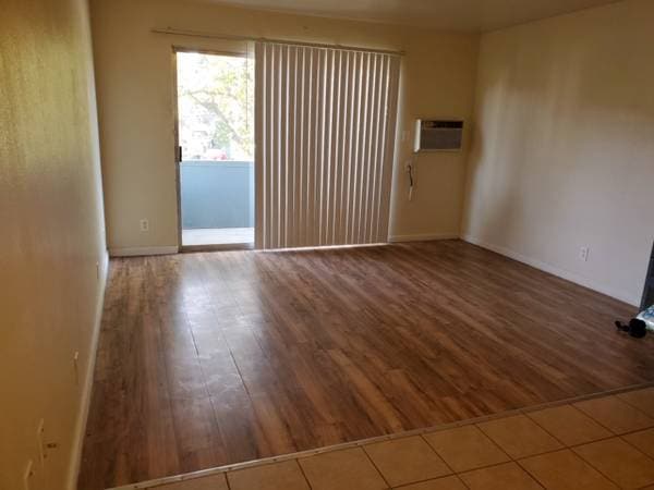 Photo - 1025 N Madison St Unit 9