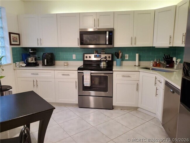 Photo - 5147 Europa Dr Unit I