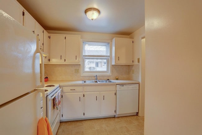 Photo - Fulton Manor