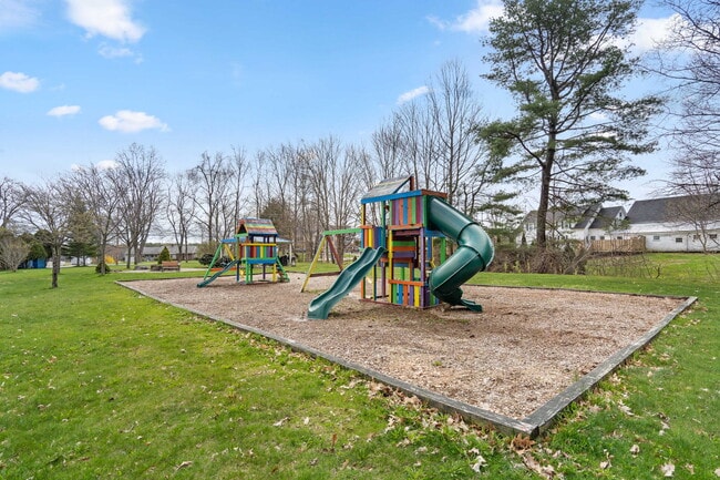 Playground II - Windjammer Apartments