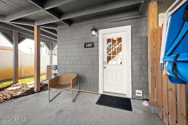 Photo - 1207 2nd St S