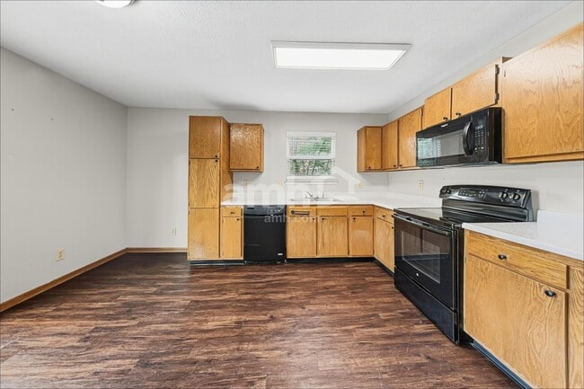 Photo - 1168 Fielding Ln