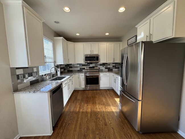 Photo - 631 Hanging Rock Pl