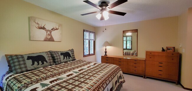 Photo - Furnished Off-Season Only 4 Bedrooms in Be... Casa