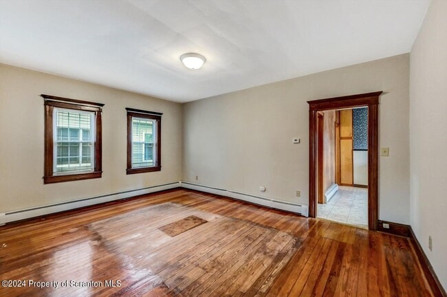 Photo - 942 Lincoln St