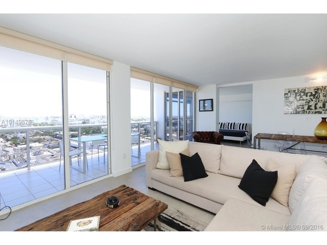 Photo - 1900 Sunset Harbour Dr Unit #