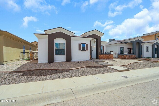 Building Photo - 12924 Hueco Cave Dr Rental