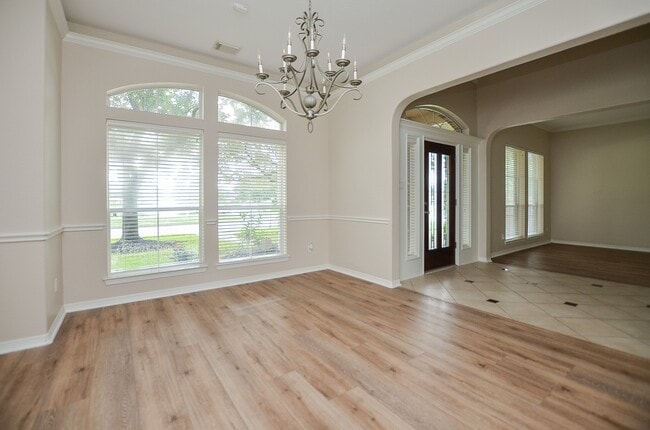 Photo - 7218 Spring Run Ln