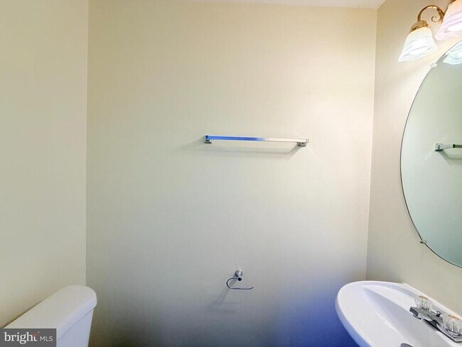 Photo - 1802 Chatfield Terrace