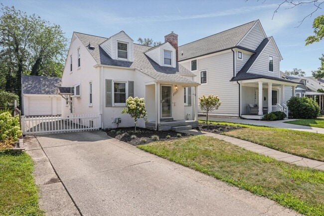 Photo - 1600 N Altadena Ave