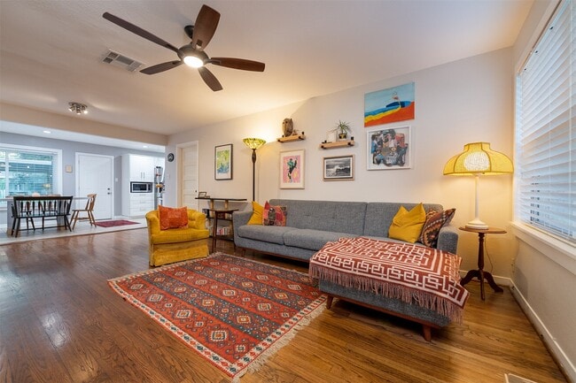 Photo - 4411 Billingsley St