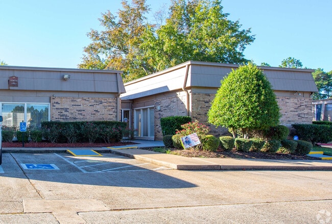 South Pointe Apartments