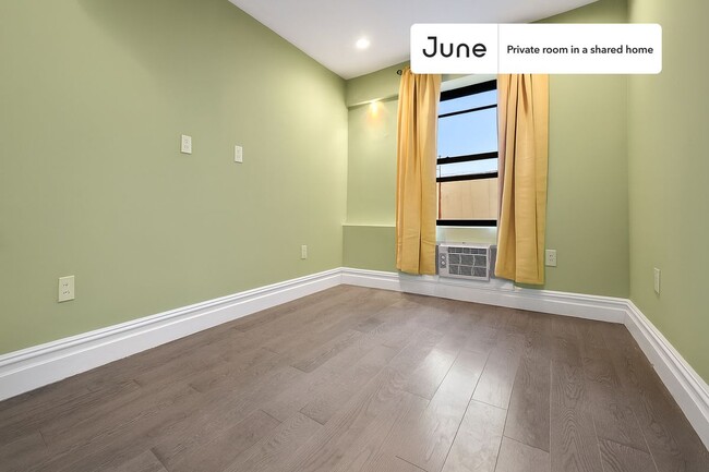 Photo - Room in Shared 3 bed/1 bath home Unidad A