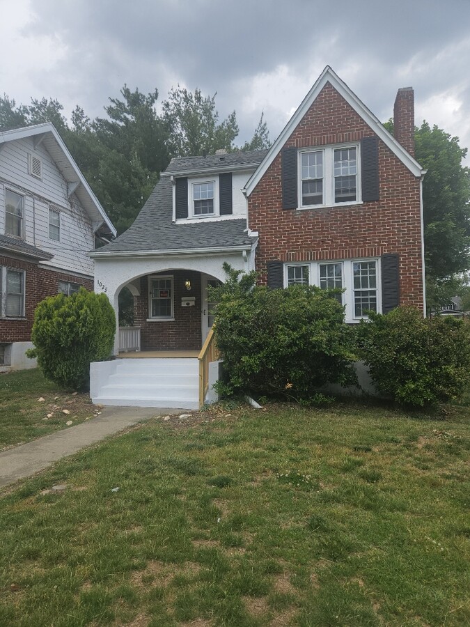 Photo - 1023 Rugby Blvd NW Casa
