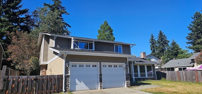 Building Photo - Stunning Updated Home in Kirkland’s Covete...