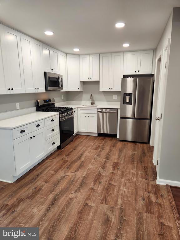 Photo - 8404 N Brook Ln