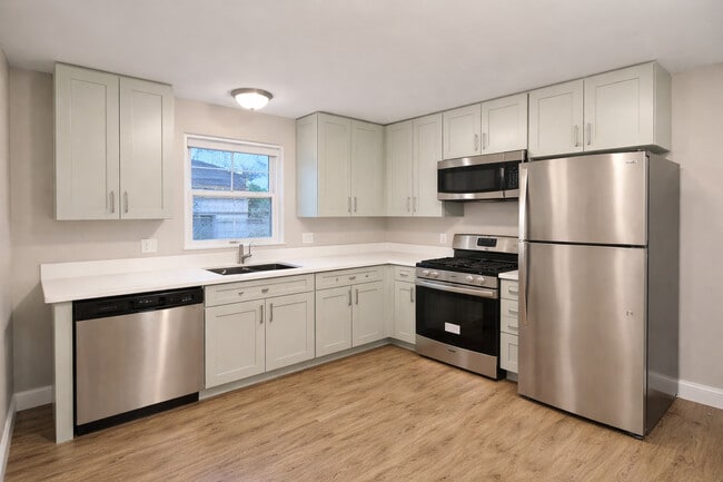 Photo - 146 S 9th Ave