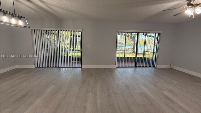 Photo - 223 Lakeside Cir