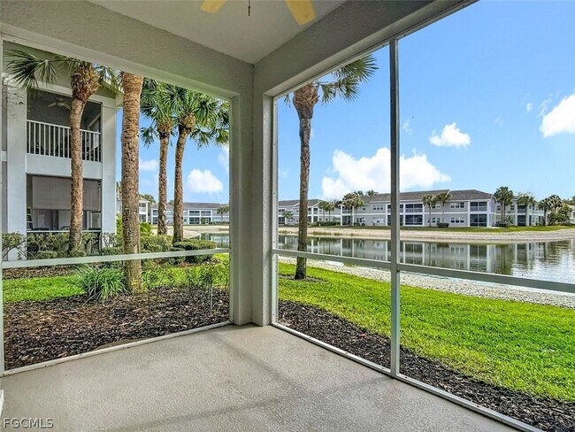Building Photo - 12151 Summergate Cir Unit R101