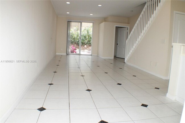 Photo - 4704 NW 57th Pl