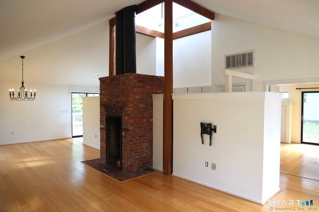 Photo - 3 Edgewood Cir