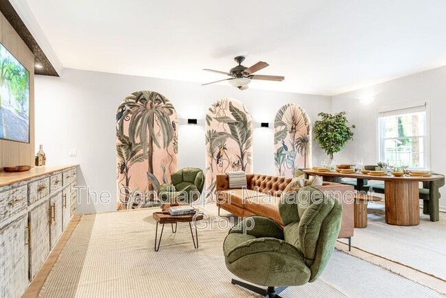 Photo - 4640 Glenn St