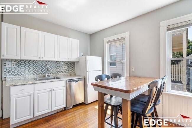 Building Photo - 73 Neponset Ave Unit #3 Rental