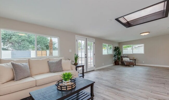 Photo - 2220 E Heatherbrae Dr