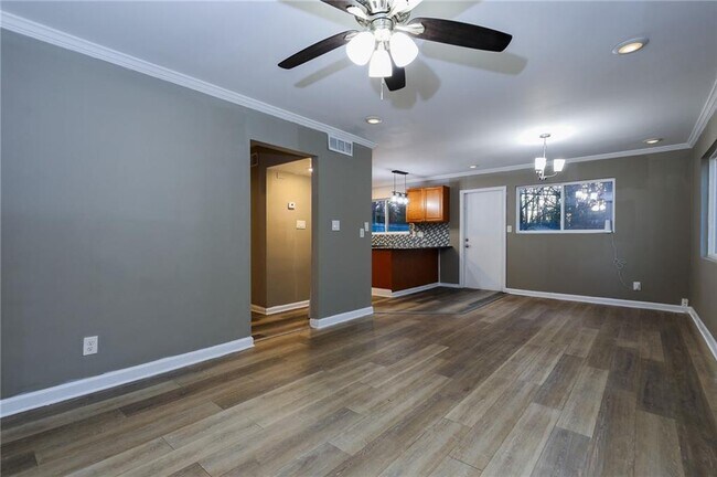 Photo - 1277 Goodwin Rd NE Unit 1275