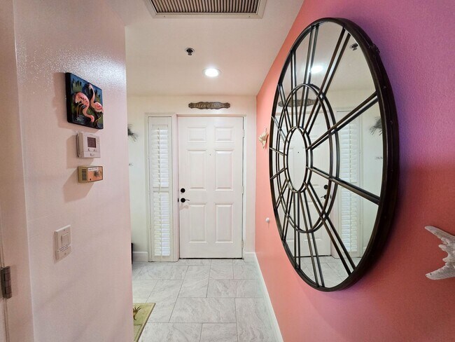 Photo - Paradise Found! 13th Floor Condo 3/2