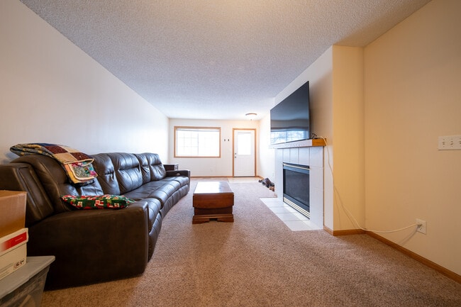 Photo - 17540 Gillette Way