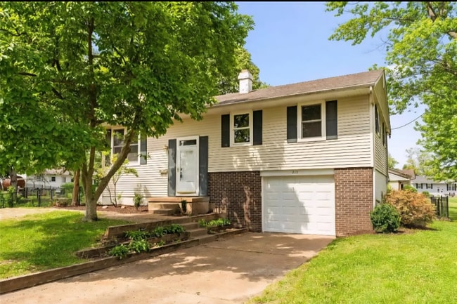 Building Photo - 213 Whitehall Dr Rental