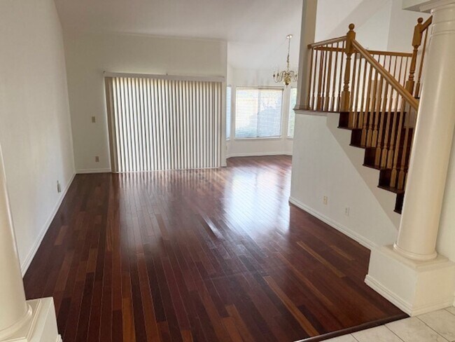 Photo - Castro Valley Modern Hillside House 3 bed. 2.5 bath, Close to Bart