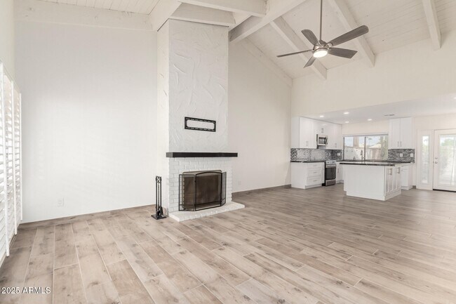 Photo - 5531 N 71st Pl