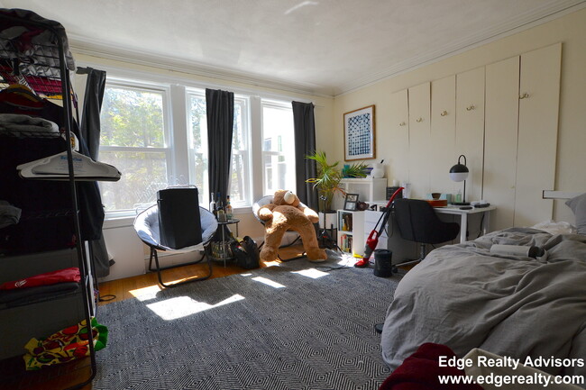 Photo - 143 Commonwealth Ave Apartments Unit 1