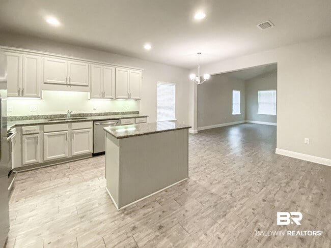 1713 Covington Ln