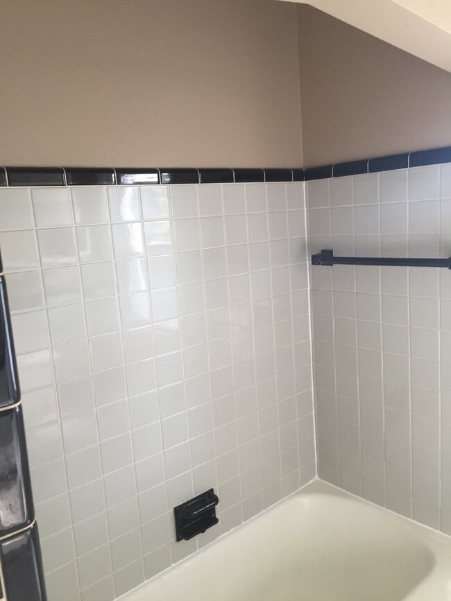 Photo - Cozy 3 bedroom 2bath Bungalow in nice Redford neighborhood