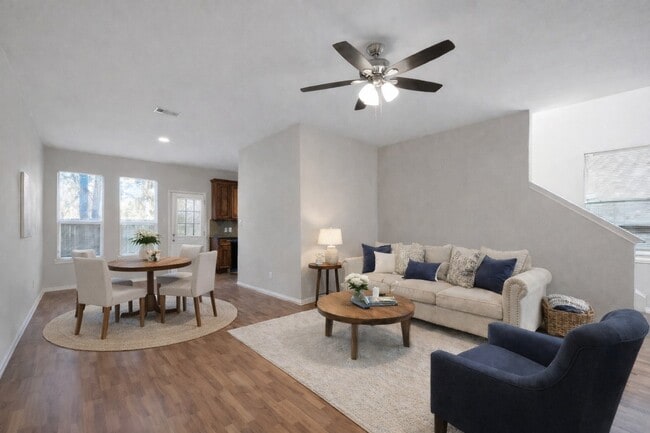 Photo - 16526 Pentonshire Ln